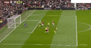 柠檬体育直播-【英超】安东尼破门奥纳纳送点 曼联1比1伯恩利