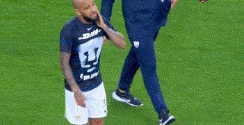 柠檬直播-【甘伯杯】莱万处子球+2助 佩德里2射1传 巴萨6比0