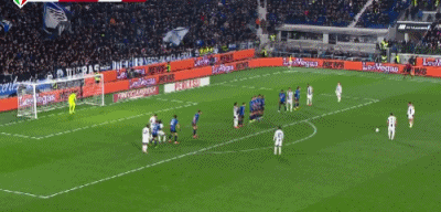 柠檬体育直播-尤文0-3亚特兰大无缘意杯四强，苏莱曼纳破门，斯卡马卡建功