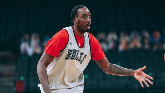 柠檬直播体育-30岁防守悍将加盟公牛 阿米奴将扮演年轻人导师